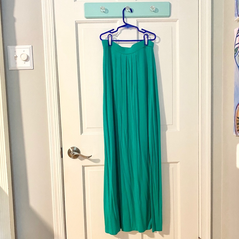 Green maxi